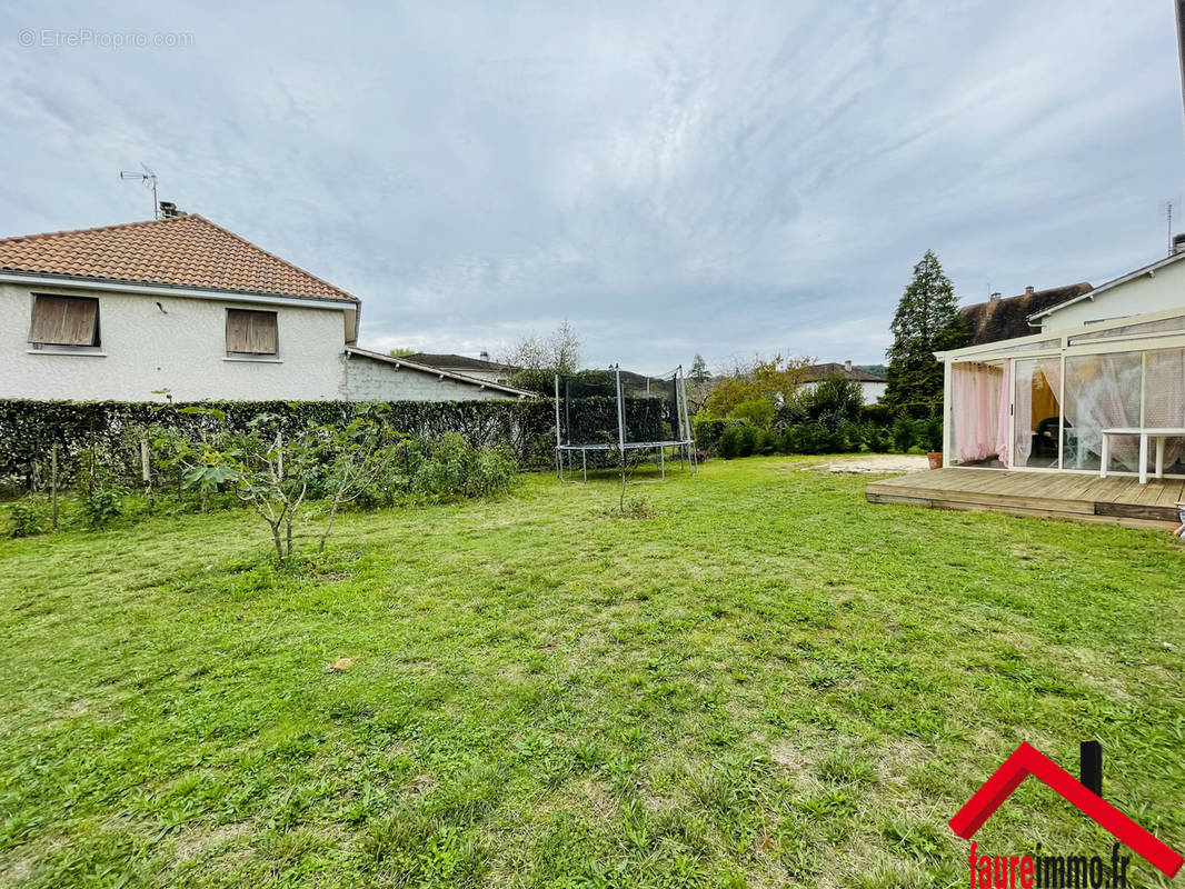 Maison à TERRASSON-LAVILLEDIEU