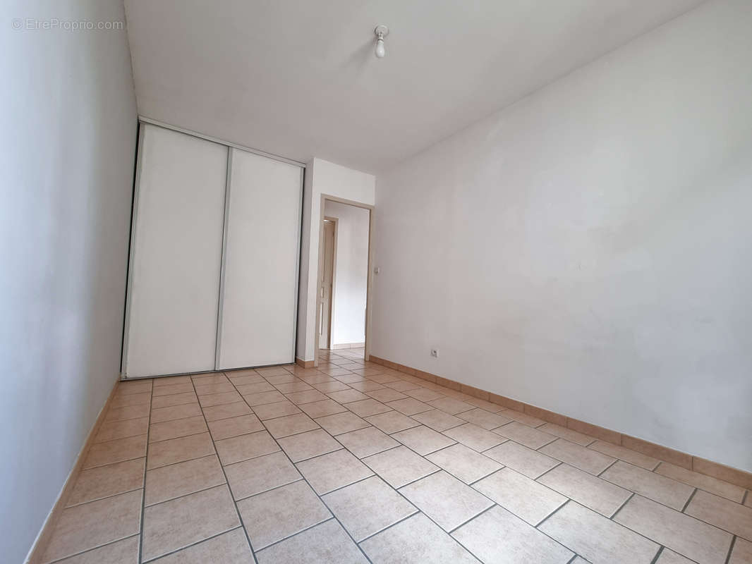 Appartement à SAINT-MAXIMIN-LA-SAINTE-BAUME