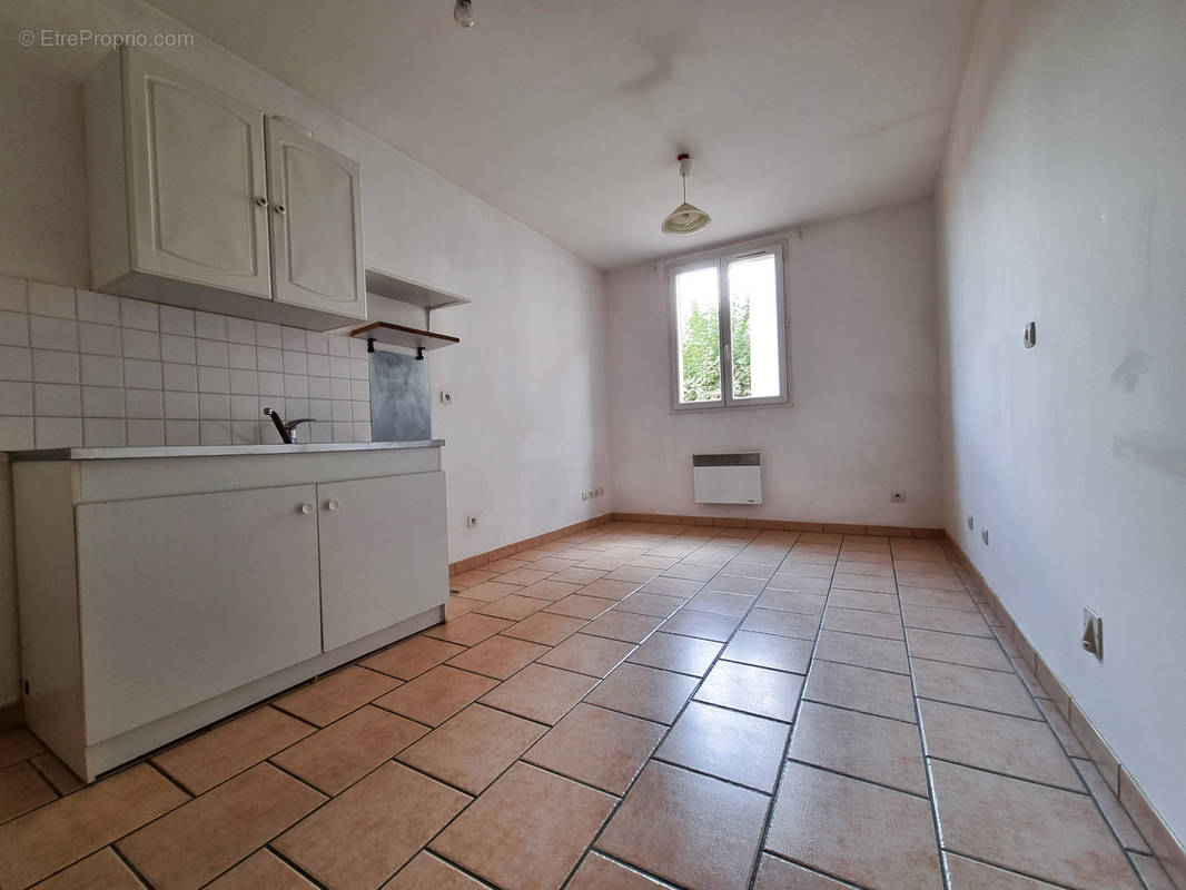 Appartement à SAINT-MAXIMIN-LA-SAINTE-BAUME