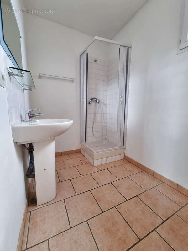 Appartement à SAINT-MAXIMIN-LA-SAINTE-BAUME