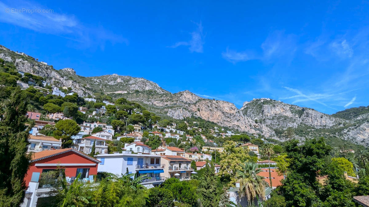 Appartement à EZE