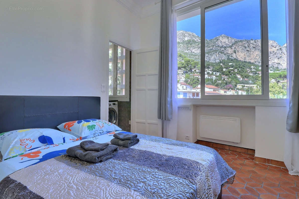 Appartement à EZE