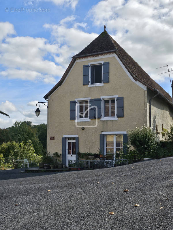 Maison à MIERS