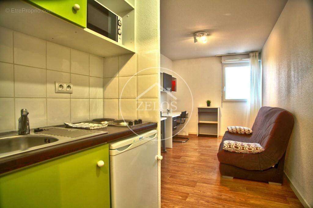 Appartement à MARSEILLE-3E