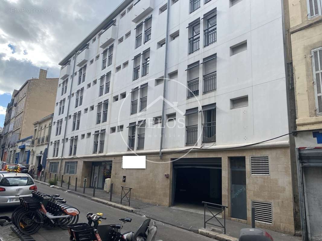 Appartement à MARSEILLE-3E