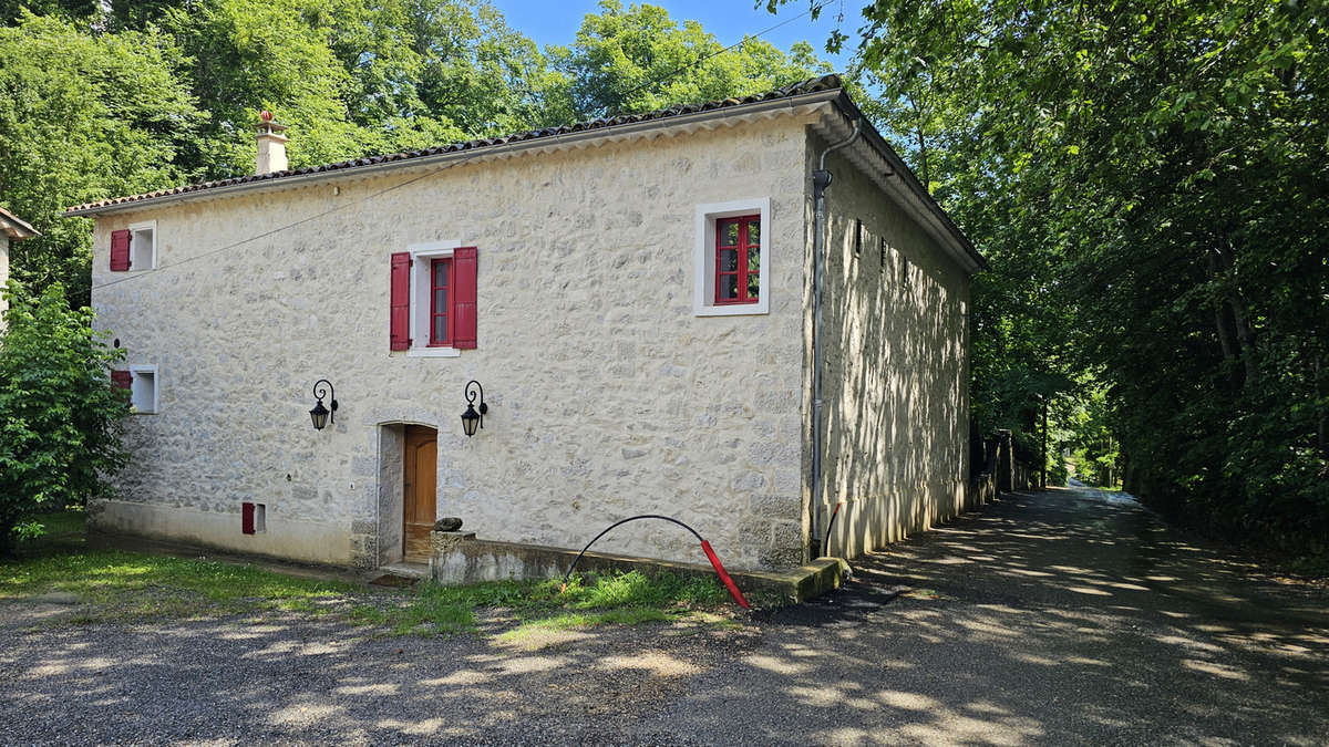 Maison à CAUSSOLS