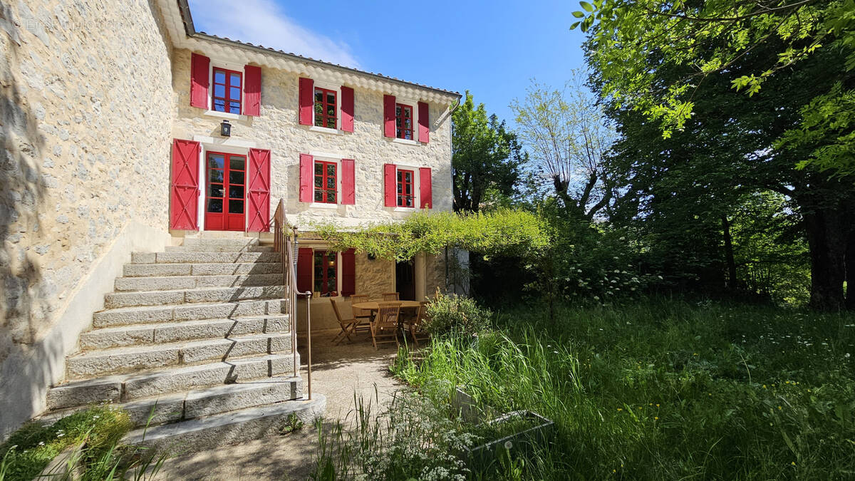 Maison à CAUSSOLS