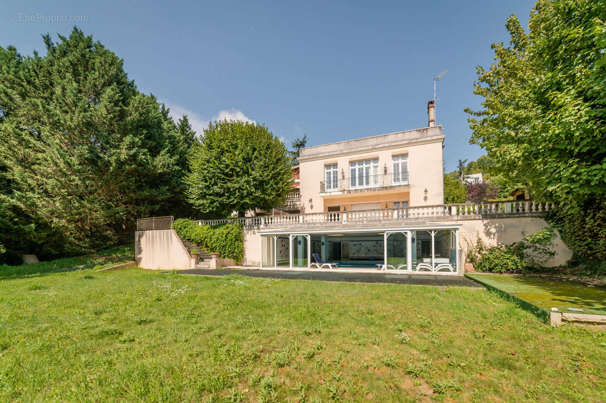 Maison à JOIGNY