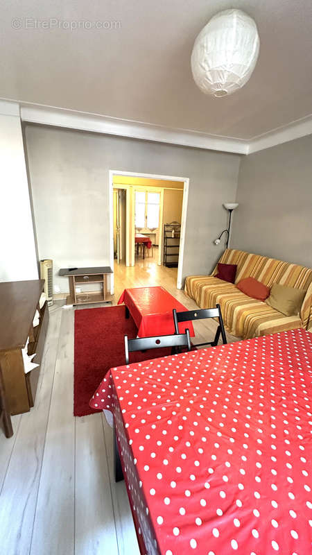 Appartement à MARSEILLE-3E