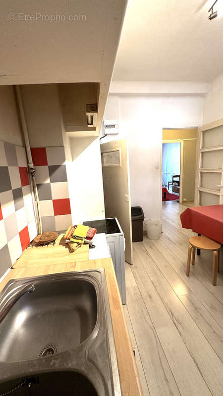 Appartement à MARSEILLE-3E