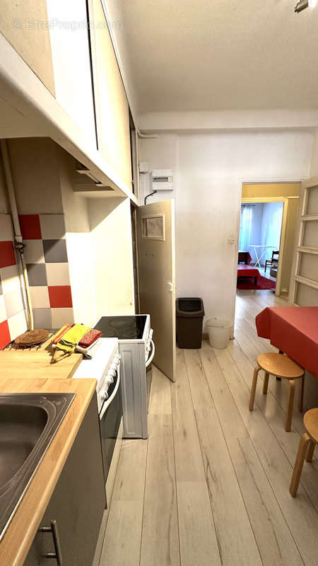 Appartement à MARSEILLE-3E