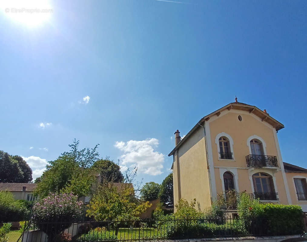 Maison à VICHY