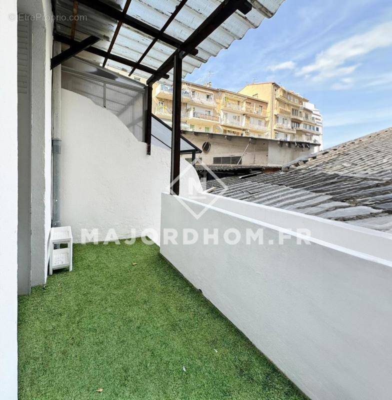 Appartement à MARSEILLE-5E