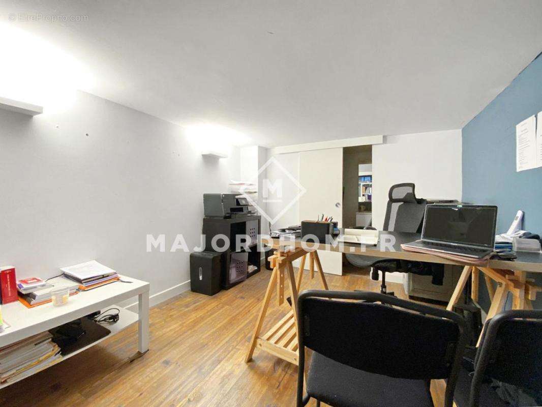 Appartement à MARSEILLE-2E