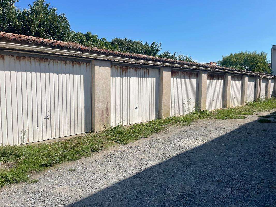 Parking à LA ROCHELLE