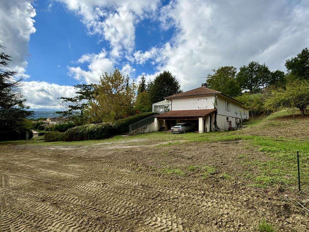 Maison à TABRE