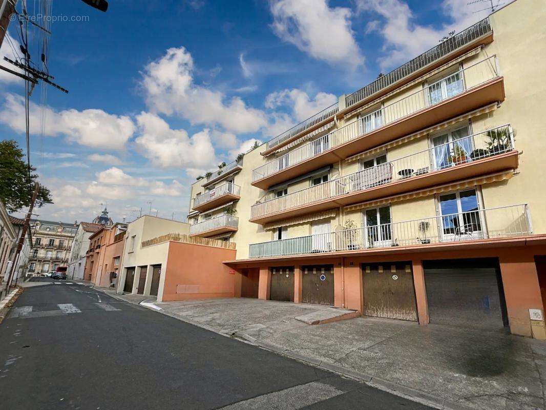 Appartement à BEZIERS