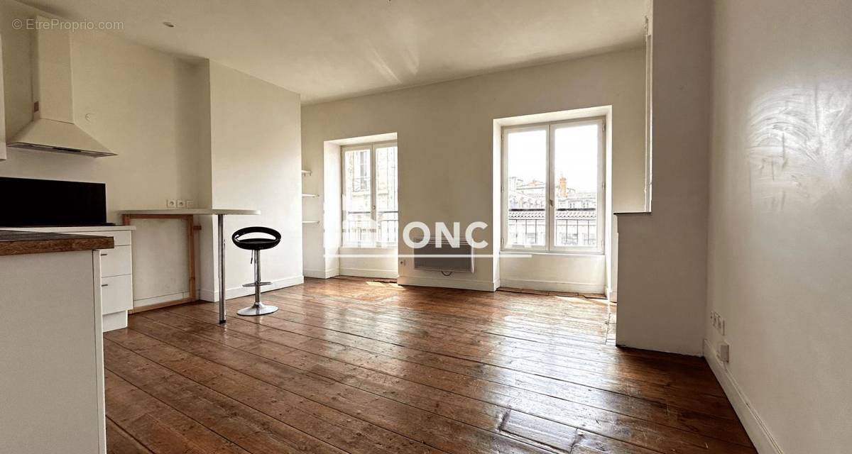 Appartement à BORDEAUX