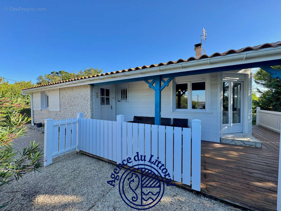 Maison à MESCHERS-SUR-GIRONDE