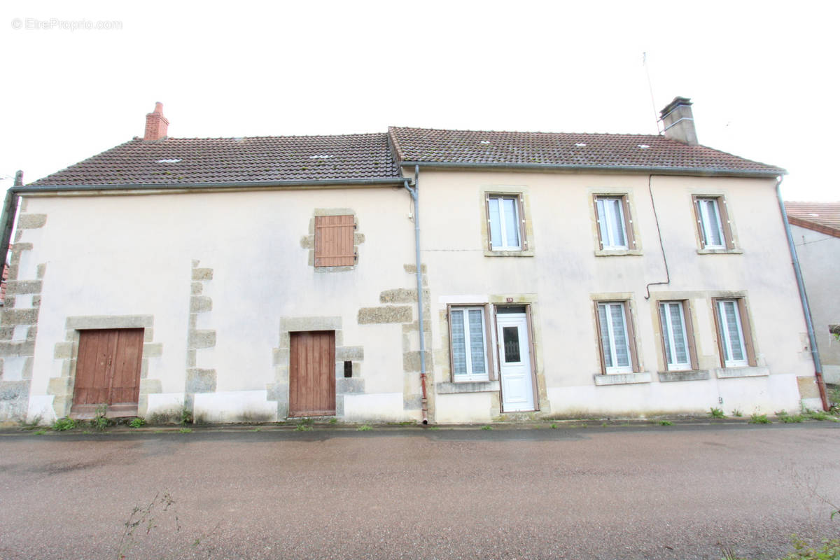 Maison à ARBOURSE