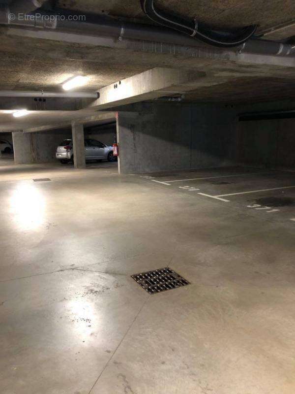 Parking à VANDOEUVRE-LES-NANCY