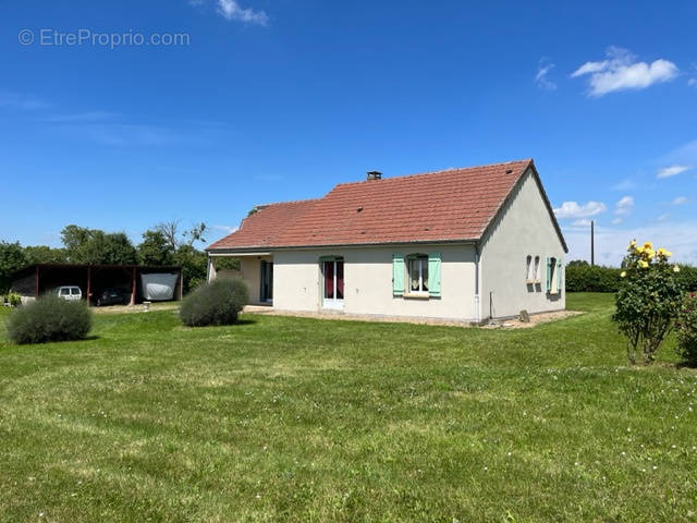 Maison à BRESNAY