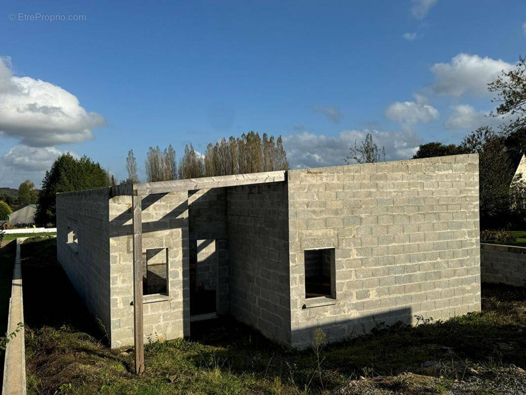 Maison à CAMORS