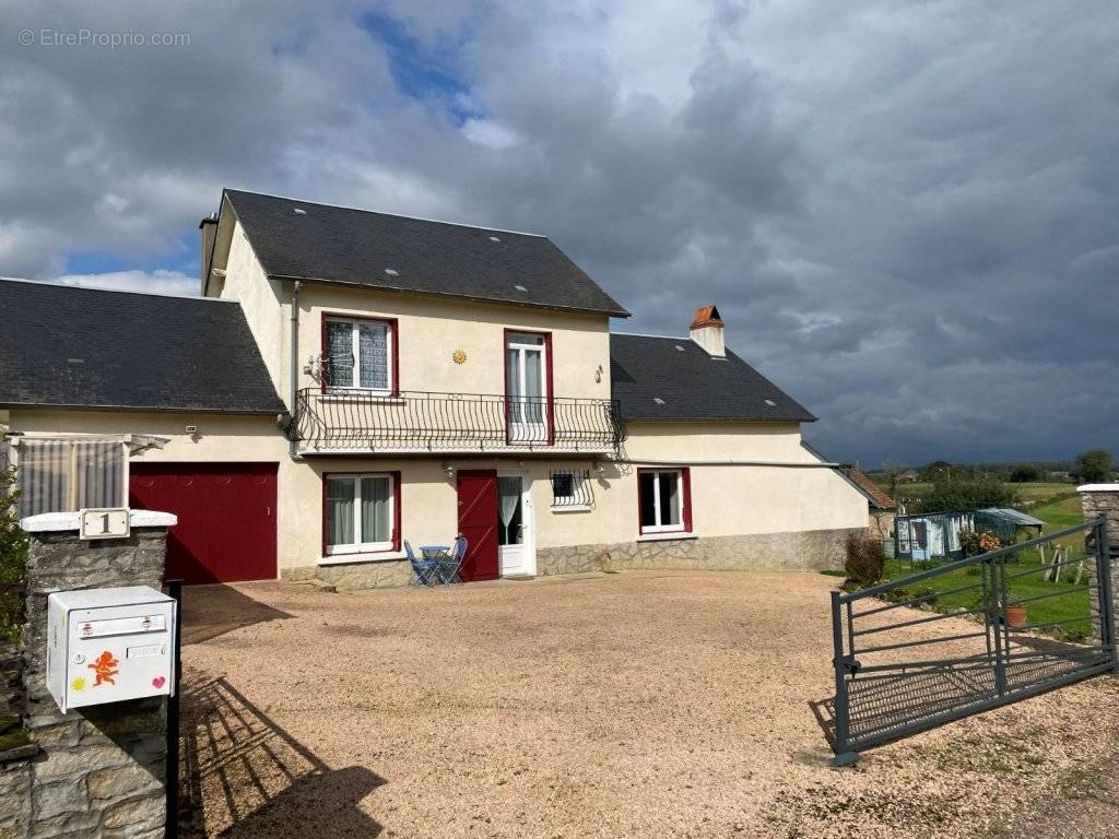 Maison à ROUY