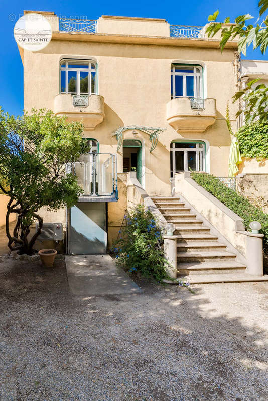 Maison à MARSEILLE-9E