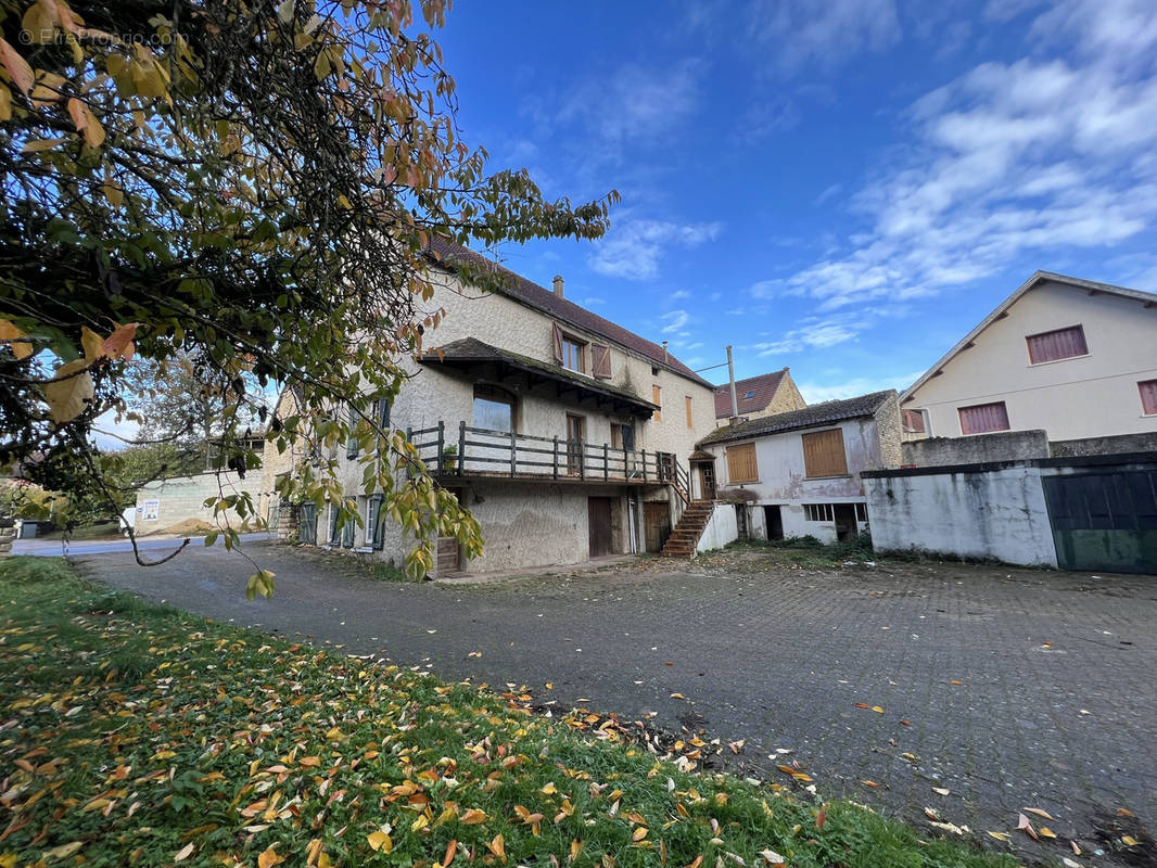 Maison à ARCENANT