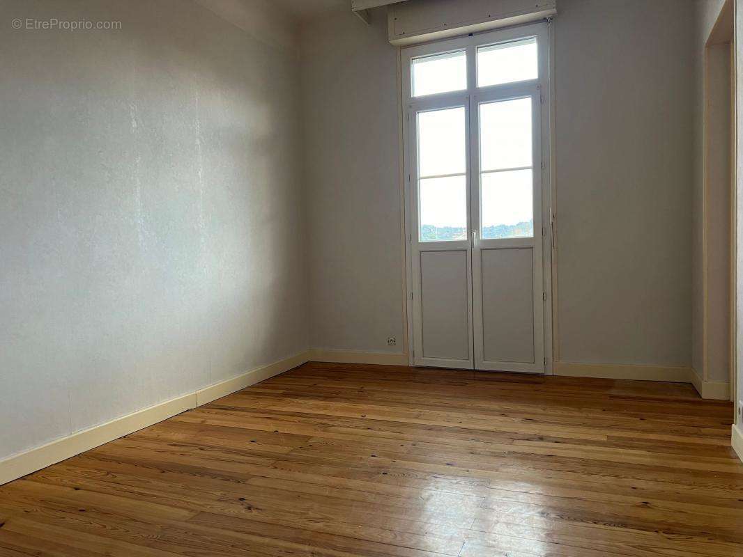 Appartement à JURANCON