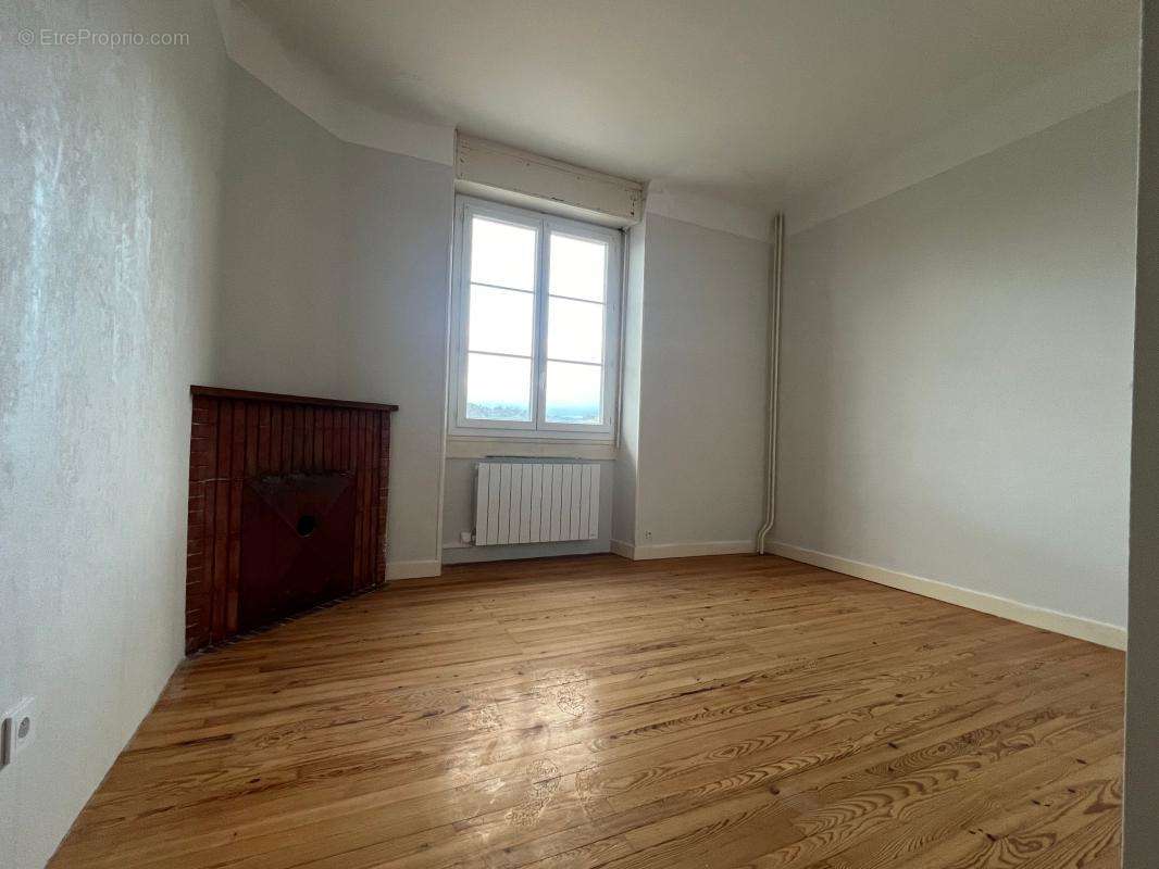 Appartement à JURANCON