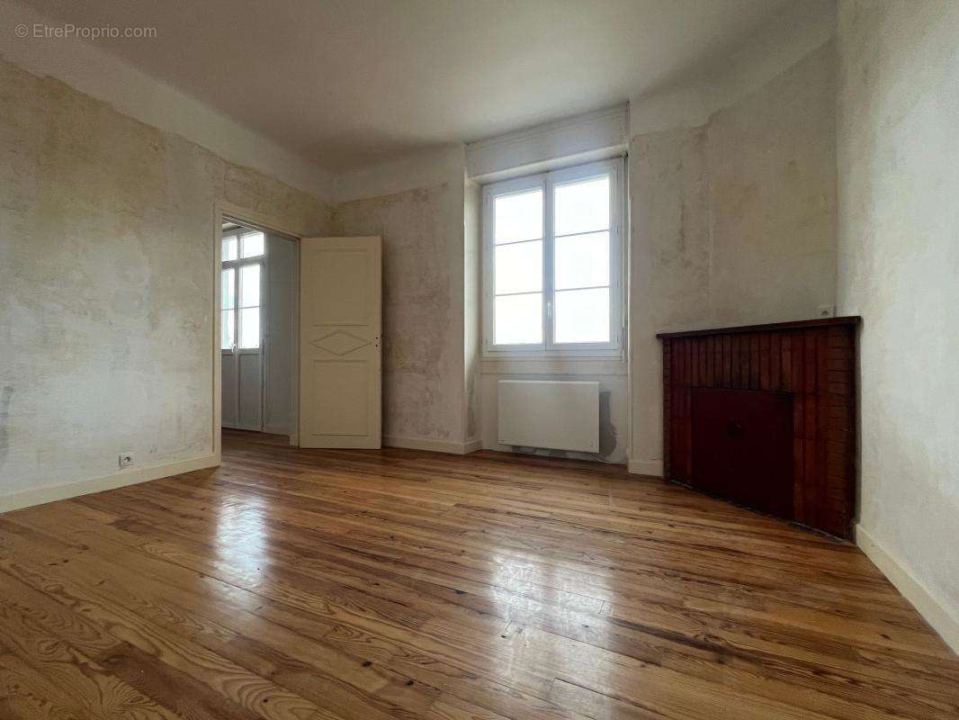 Appartement à JURANCON