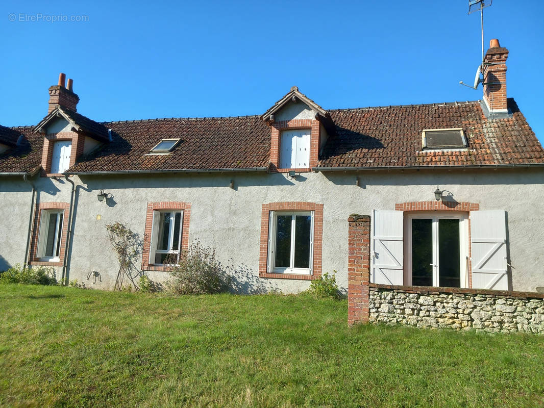 Maison à LA FERTE-SAINT-CYR