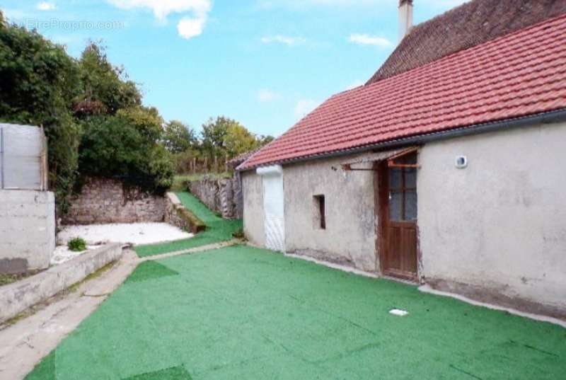 Maison à BONNY-SUR-LOIRE