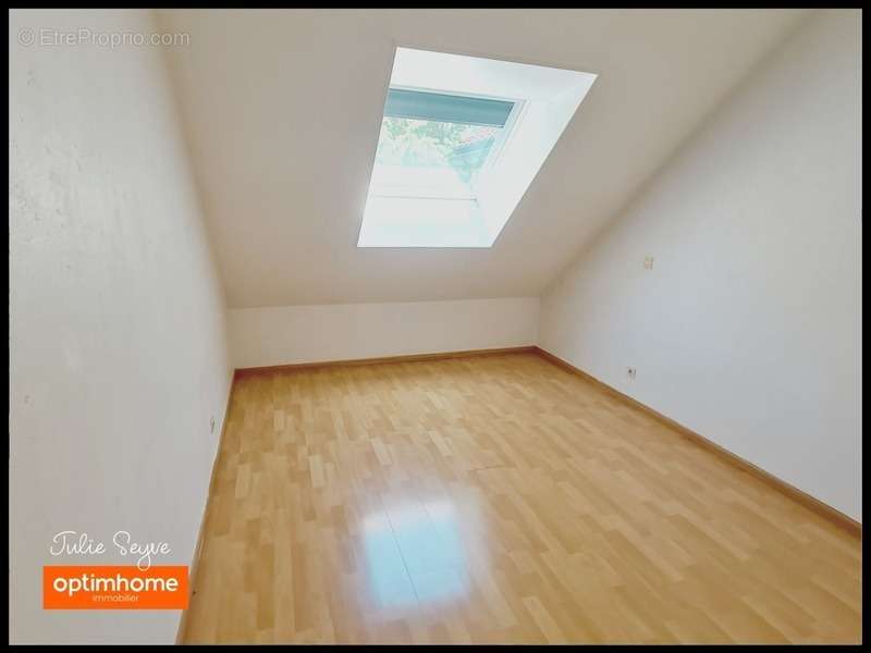 Appartement à PREVESSIN-MOENS