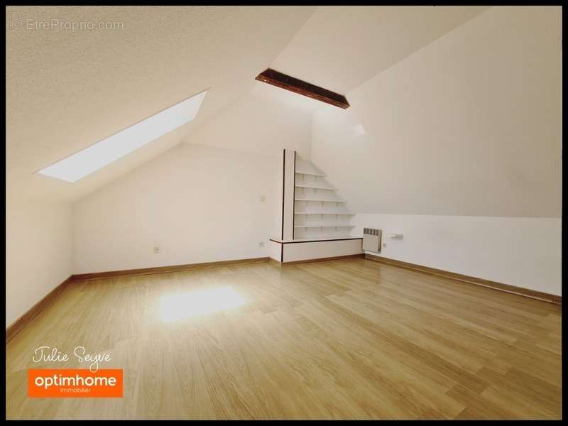 Appartement à PREVESSIN-MOENS