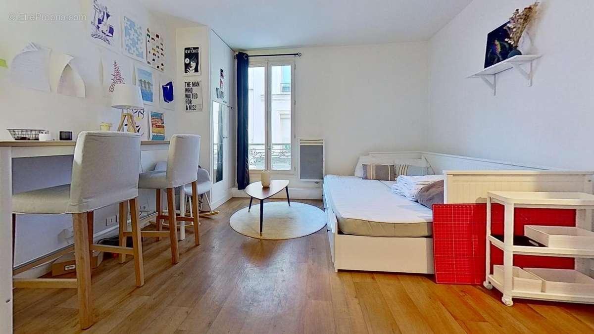 Appartement à PARIS-11E