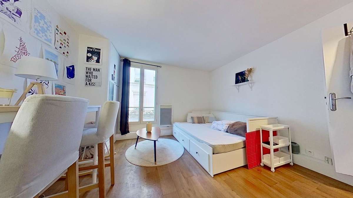 Appartement à PARIS-11E