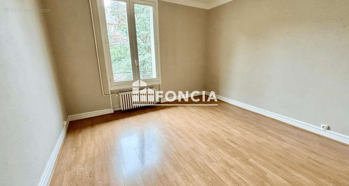 Appartement à AIX-LES-BAINS