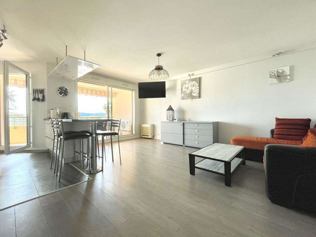 Appartement à FREJUS