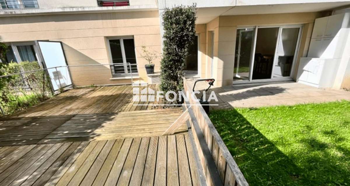 Appartement à CARRIERES-SOUS-POISSY