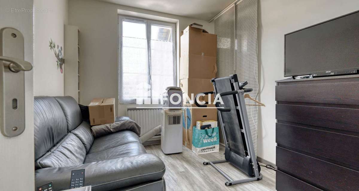 Appartement à CORBEIL-ESSONNES