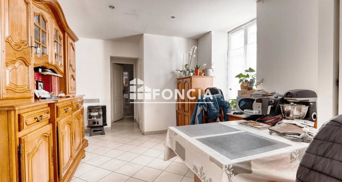 Appartement à CORBEIL-ESSONNES