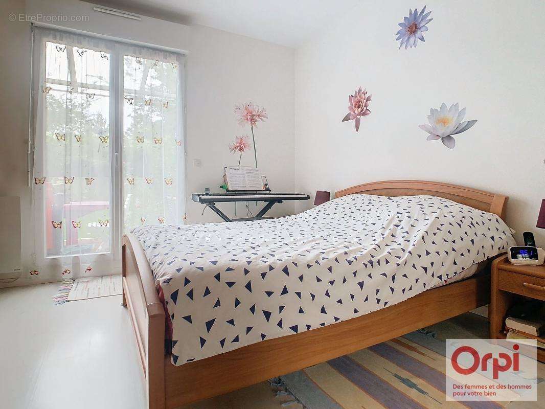 Appartement à ISSY-LES-MOULINEAUX