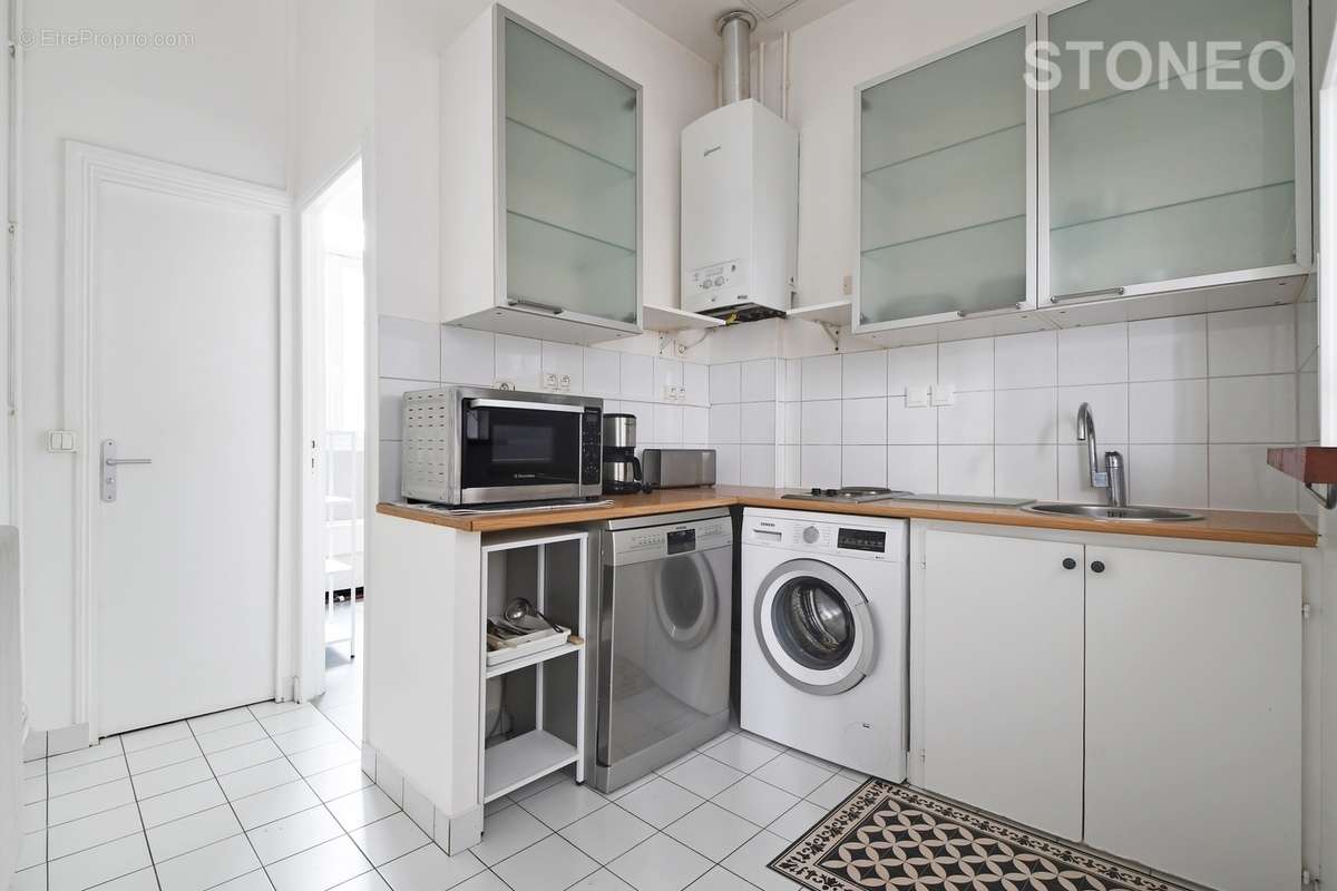 Appartement à PARIS-17E