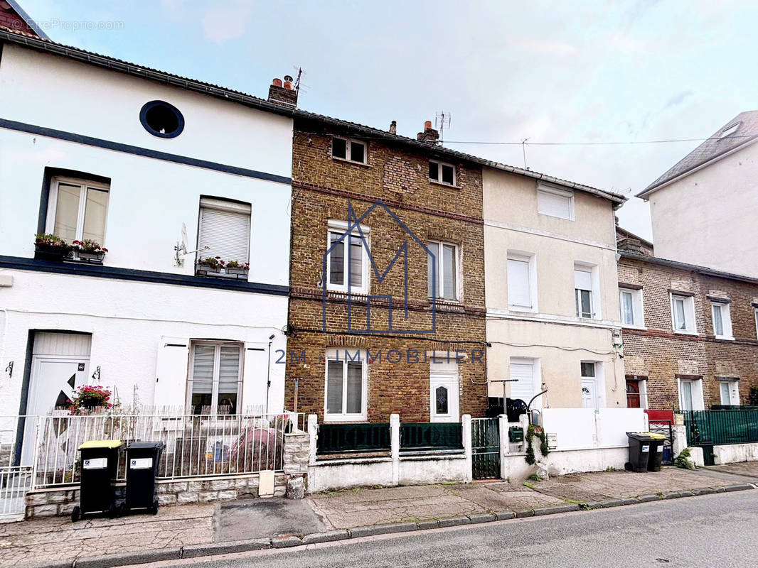 Maison à BELLEVILLE-SUR-MER