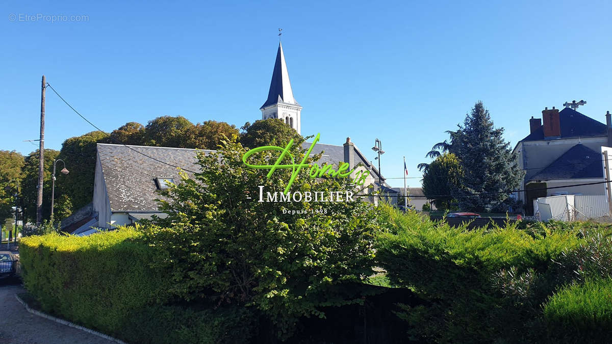 Maison à LA CHAPELLE-SAINT-URSIN