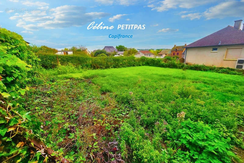 Terrain à IFFENDIC