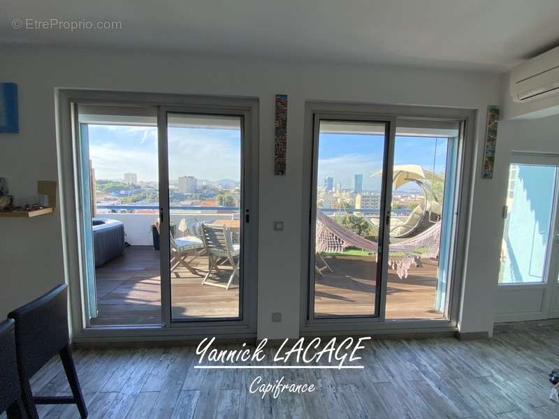 Appartement à MARSEILLE-14E